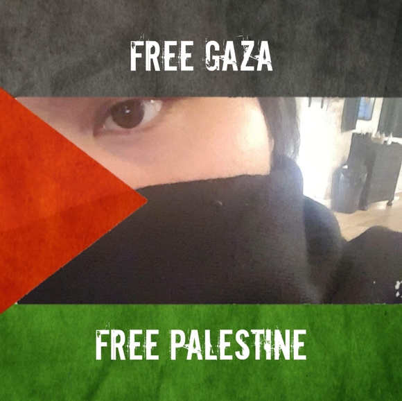 Meet your Posher, Daniel - Picture 1 of 1